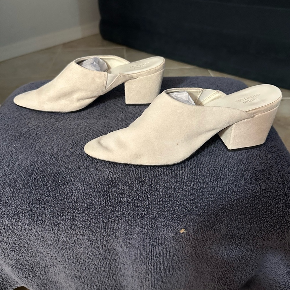 Urban Outfitters Mule White Womens 9